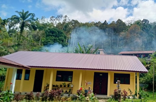 Perpustakaan SMP Negeri 5 Satu Atap STU Jehe